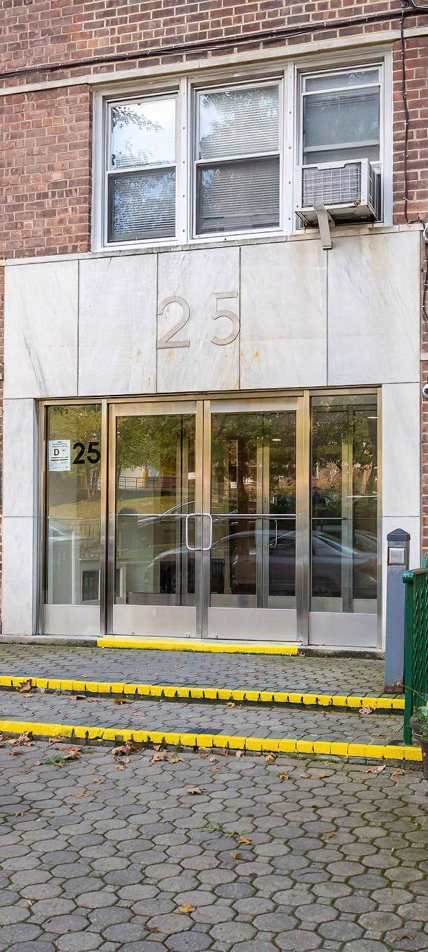 Apartamento de 2 Dormitorios en Venta en Bronx - Nueva York - EE. UU.
