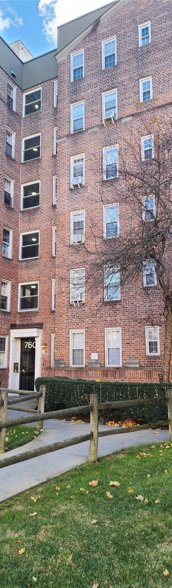 Apartamento com 2 Quartos à Venda em Bronxville - Nova Iorque - EUA