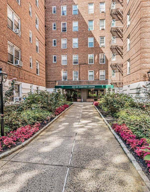 Apartamento com 2 Quartos à Venda em Bronxville - Nova Iorque - EUA