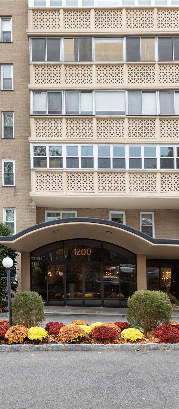 Apartamento com 2 Quartos à Venda em Bronxville - Nova Iorque - EUA