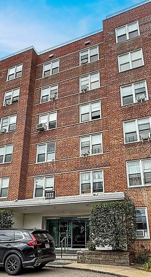 Apartamento com 2 Quartos à Venda em Bronxville - Nova Iorque - EUA