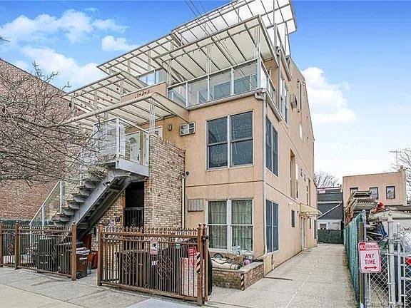 Apartamento de 2 Dormitorios en Venta en Brooklyn - Nueva York - EE. UU.