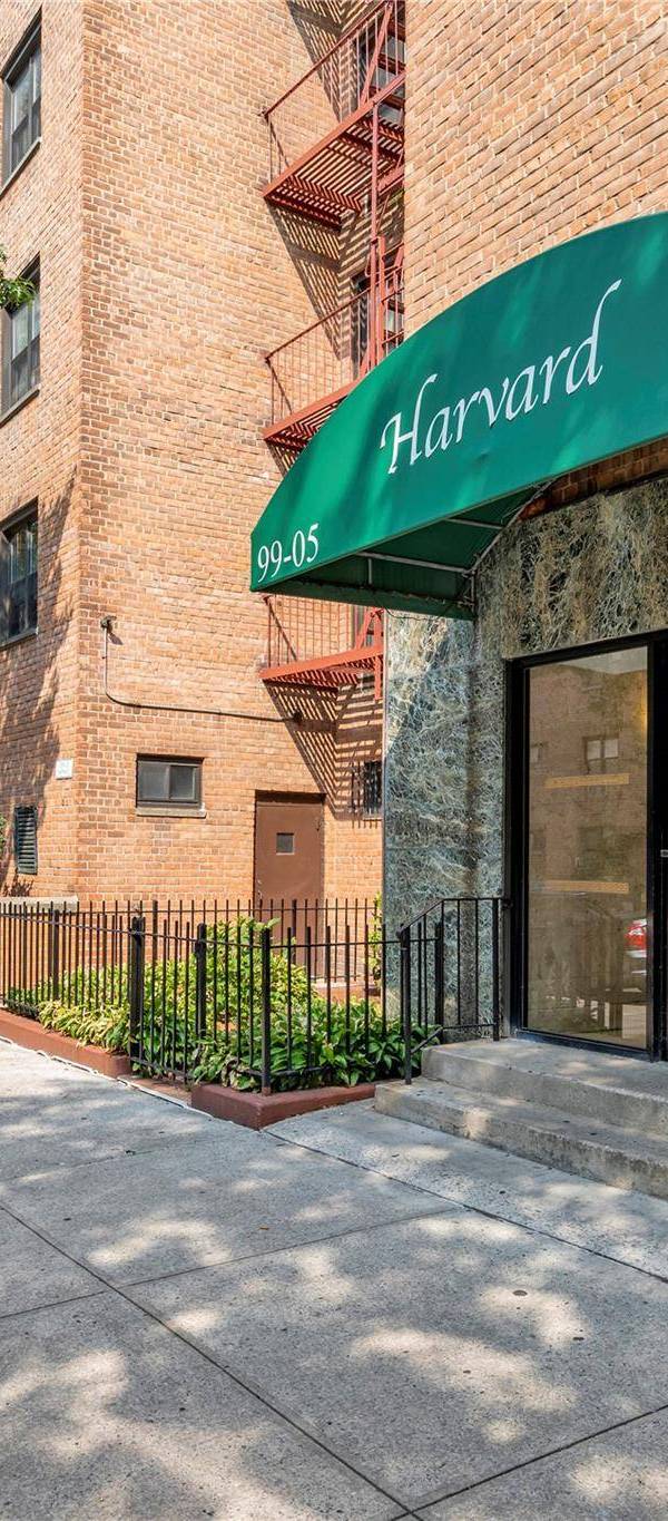 Apartamento de 2 Dormitorios en Venta en Corona - Nueva York - EE. UU.