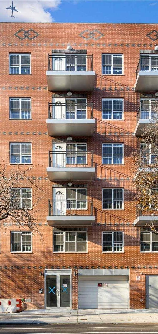 Apartamento com 2 Quartos à Venda em Flushing - Nova Iorque - EUA