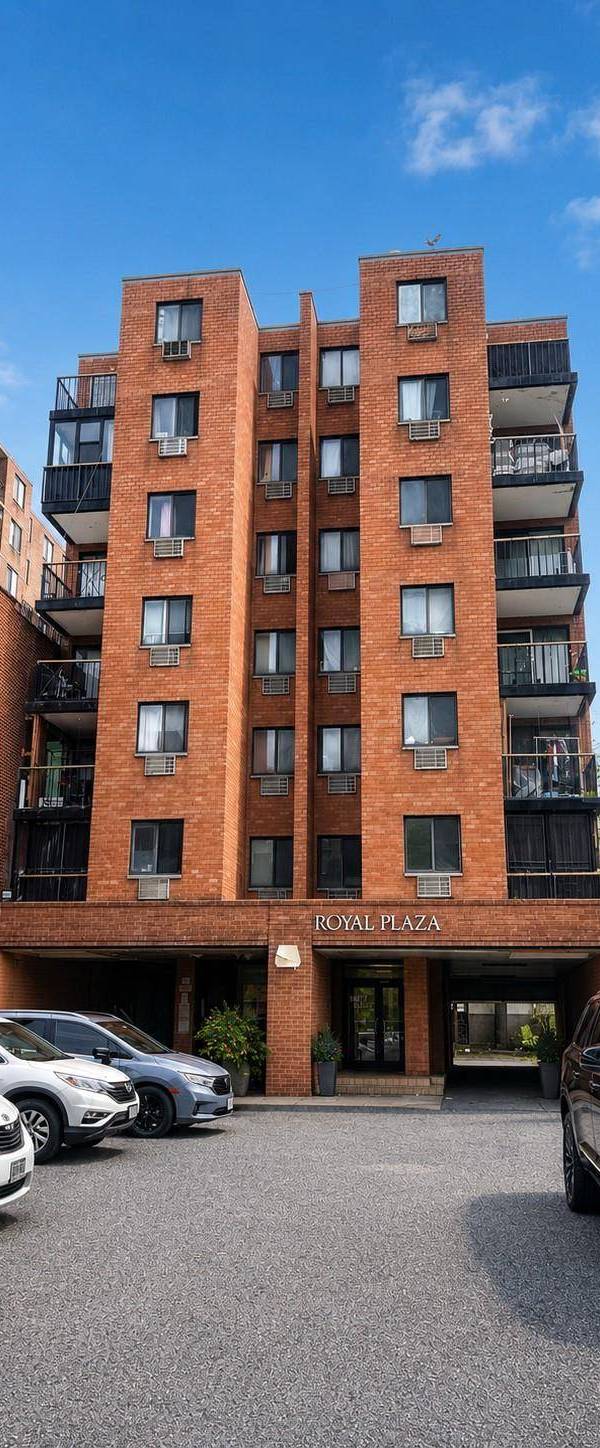 Apartamento com 2 Quartos à Venda em Flushing - Nova Iorque - EUA