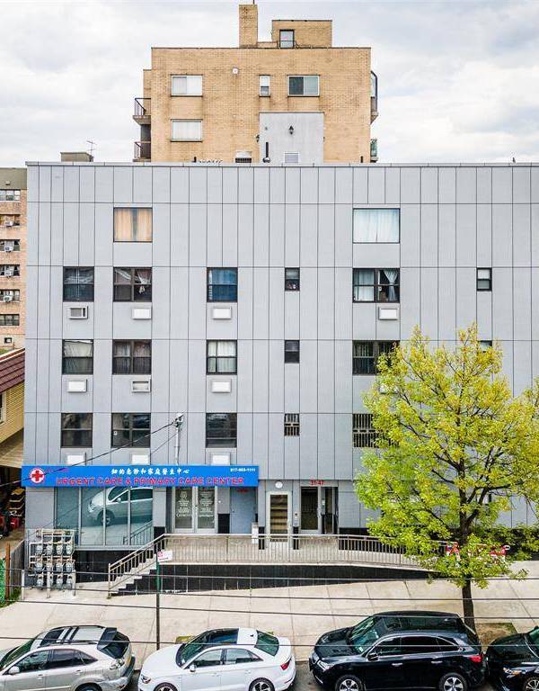Apartamento com 2 Quartos à Venda em Flushing - Nova Iorque - EUA