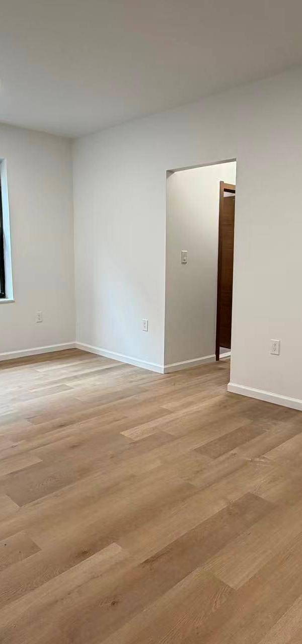 Apartamento com 2 Quartos à Venda em Flushing - Nova Iorque - EUA