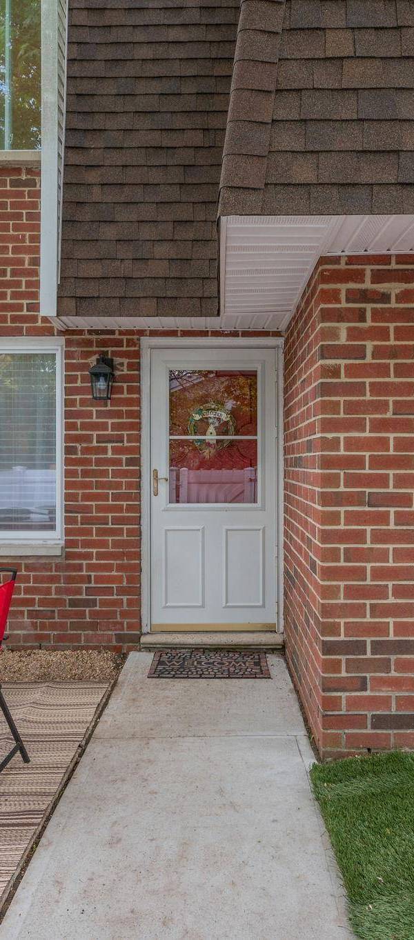 2 Bedroom Home for Sale in Medford - New York - USA