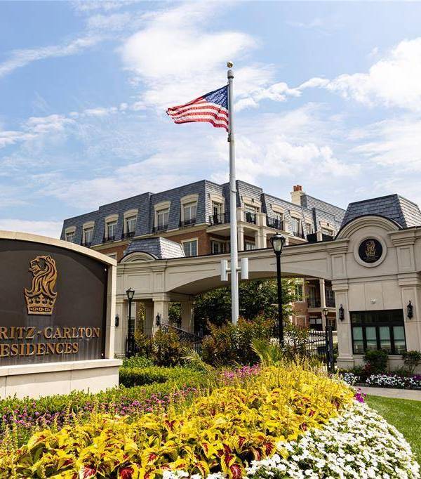 Apartamento de 2 Dormitorios en Venta en North Hills - Nueva York - EE. UU.