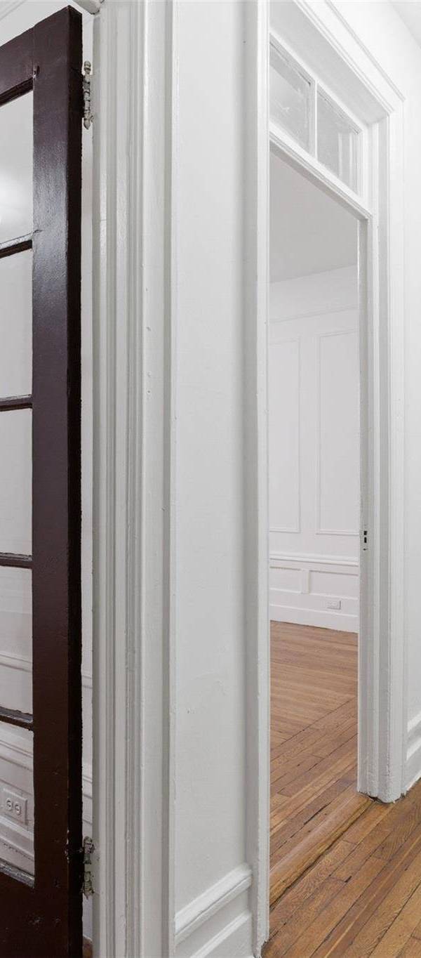 2 Bedroom Home for Sale in New York - Manhattan - New York - USA