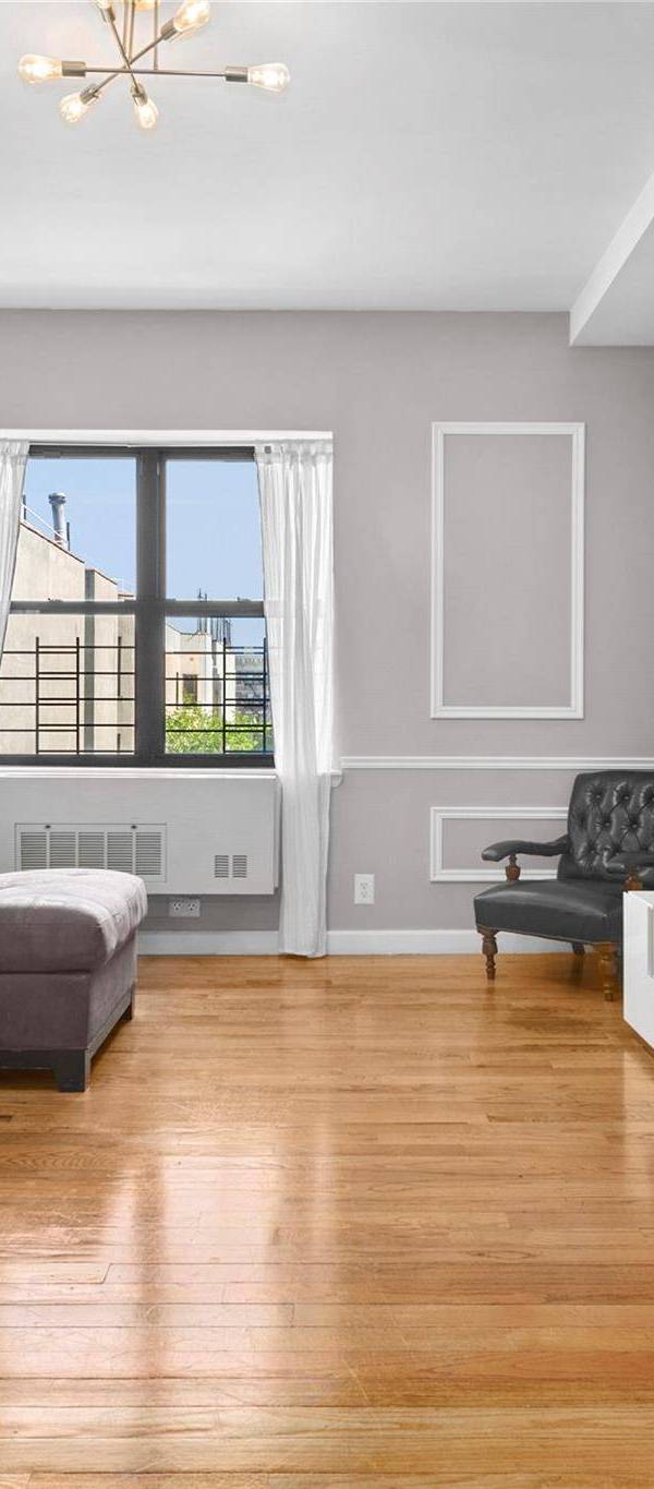 2 Bedroom Home for Sale in New York - Manhattan - New York - USA