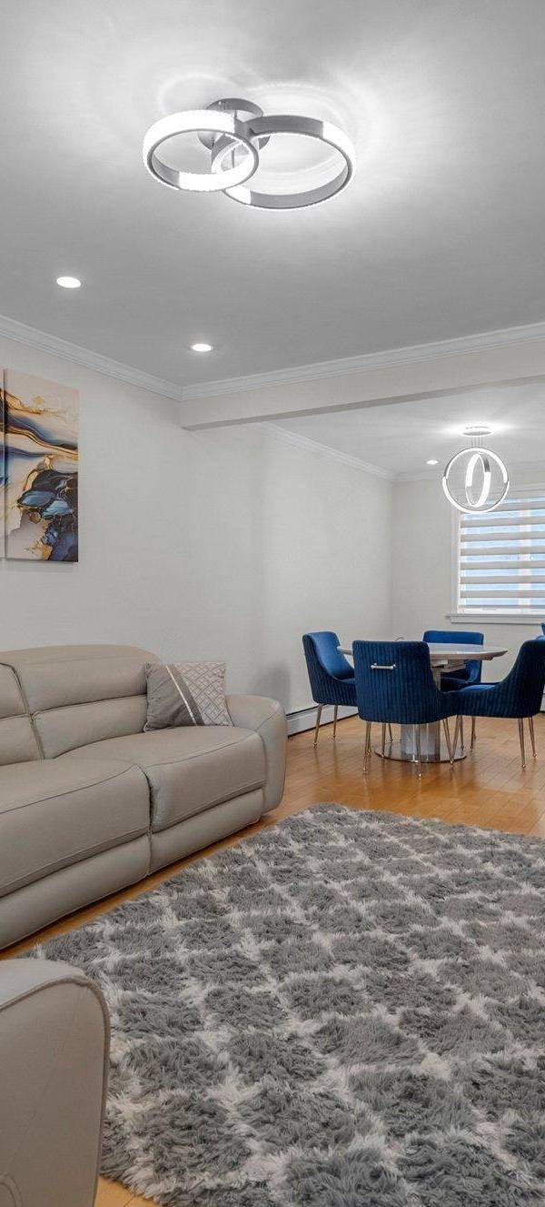 Apartamento com 2 Quartos à Venda em Oakland Gardens - Nova Iorque - EUA