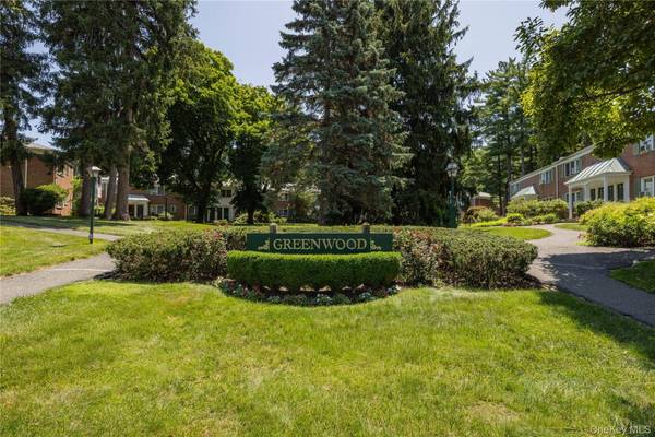 Apartamento com 2 Quartos à Venda em Pleasantville - Nova Iorque - EUA