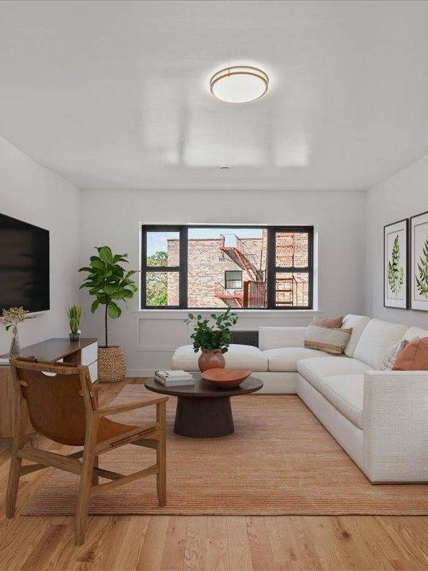 2 Bedroom Home for Sale in Yonkers - New York - USA