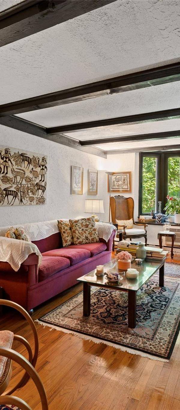 2 Bedroom Home for Sale in Yonkers - New York - USA