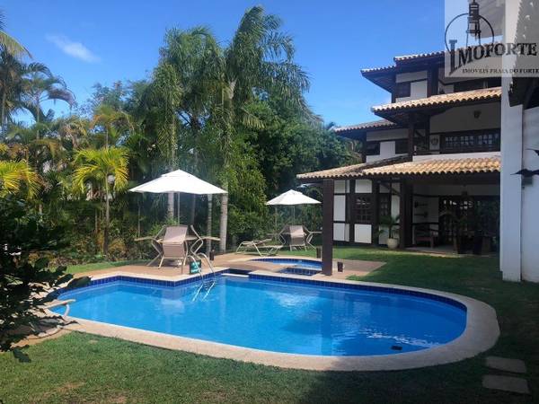 Apartamento com 2 Suítes à Venda em Praia do Forte – Mata de São João – Bahia – Brasil