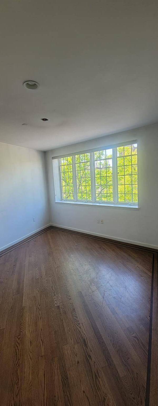 Apartamento de 3 Dormitorios en Venta en Brooklyn - Nueva York - EE. UU.