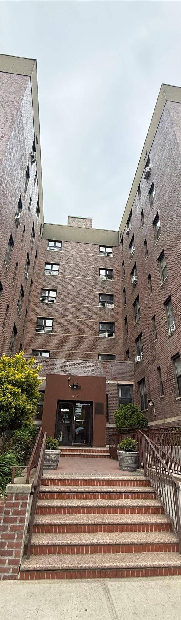 Apartamento com 3 Quartos à Venda em Flushing - Nova Iorque - EUA