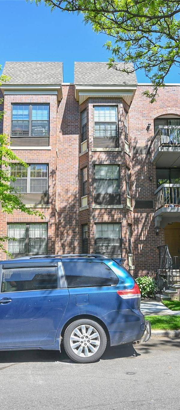 Apartamento com 3 Quartos à Venda em Fresh Meadows - Nova Iorque - EUA