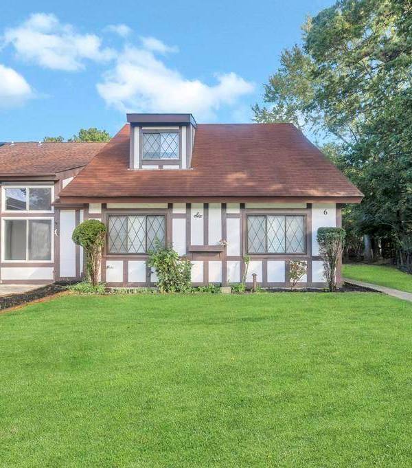 3 Bedroom Home for Sale in Middle Island - New York - USA