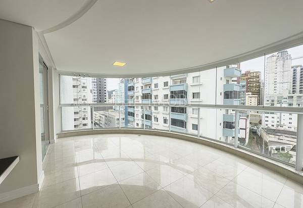 Appartement 3 Suites à Vendre à Balneário Camboriú - Santa Catarina - Brésil