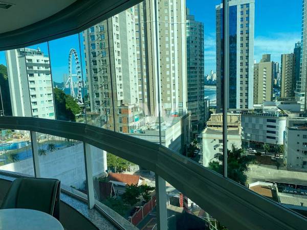 Appartement 3 Suites à Vendre à Balneário Camboriú - Santa Catarina - Brésil