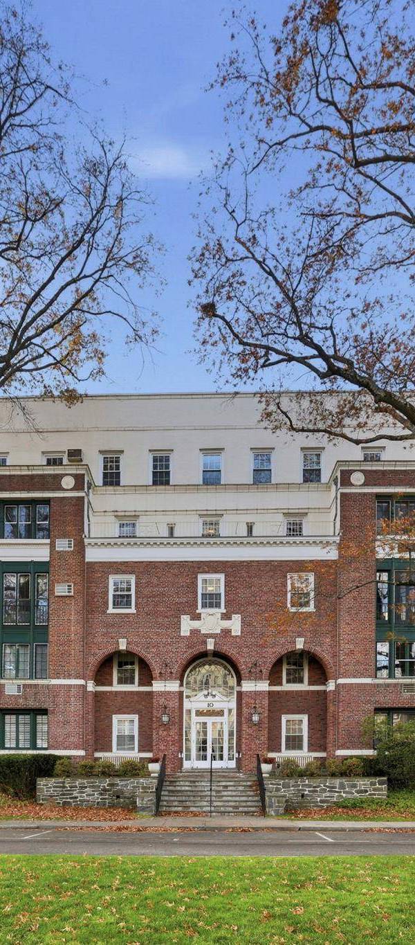 Apartamento com 4 Quartos à Venda em Bronxville - Nova Iorque - EUA