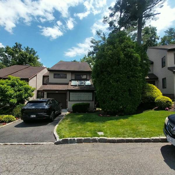 Apartamento com 4 Quartos à Venda em Glen Head - Nova Iorque - EUA