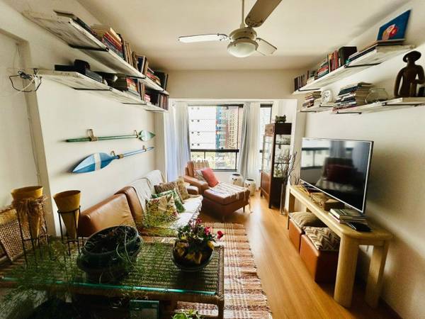Apartamento de 2 Quartos à Venda no Centro - Guarapari - Espírito Santo - Brasil