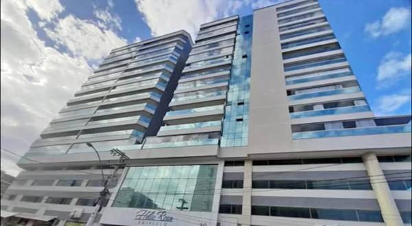 Apartamento de 4 Quartos à Venda no Edifício Hélio Rosa na Praia do Morro – Guarapari – ES