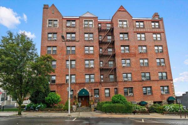 Apartamento em Cooperativa com 2 Quartos à Venda em Tarrytown - Nova Iorque - EUA