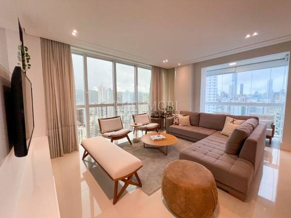 Appartement Face à la Mer 3 Suites à Vendre à Balneário Camboriú - Santa Catarina - Brésil