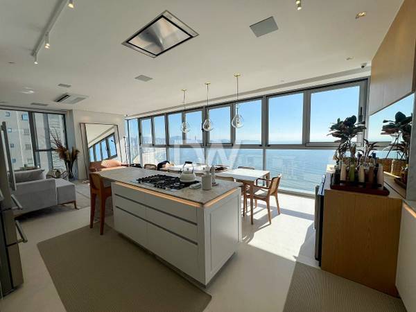 Appartement Face à la Mer 4 Suites à Vendre à Balneário Camboriú - Santa Catarina - Brésil