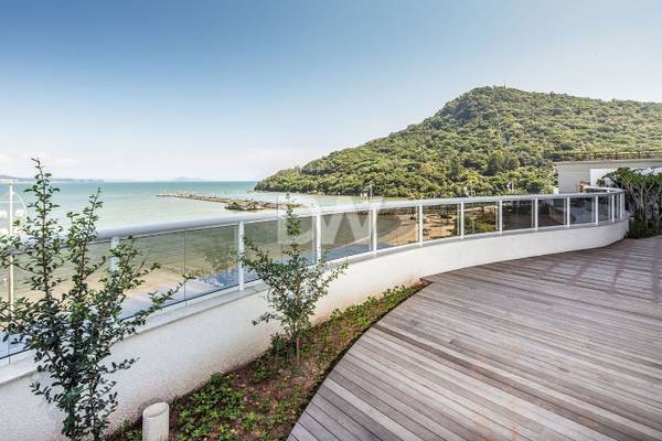Appartement Face à la Mer 4 Suites à Vendre à Balneário Camboriú - Santa Catarina - Brésil