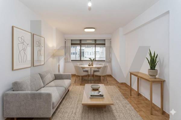 Apartamento T1 à Venda em Almada - Setúbal - Portugal