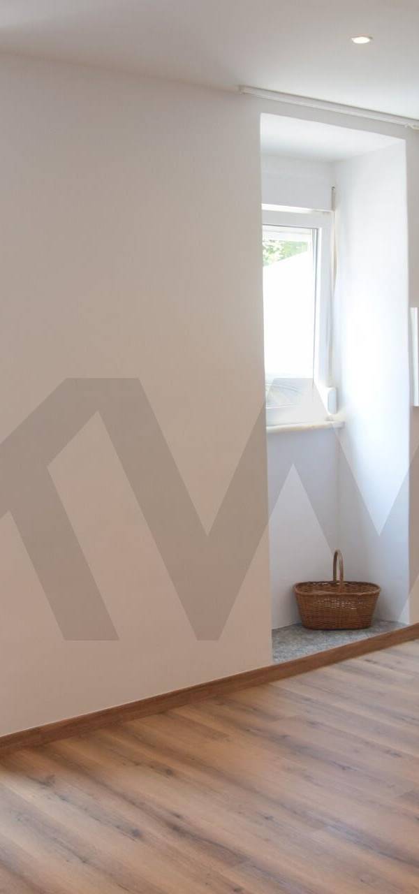 Apartamento T1 à Venda em Cruz Quebrada-dafundo - Lisboa - Portugal