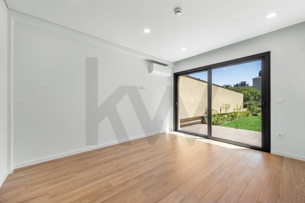 Apartamento de 1 Dormitorios en Venta en Oporto, Portugal
