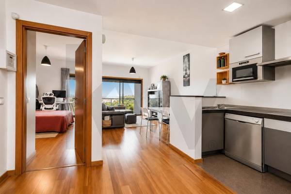 Appartement T1 à Vendre à Seixal, Portugal