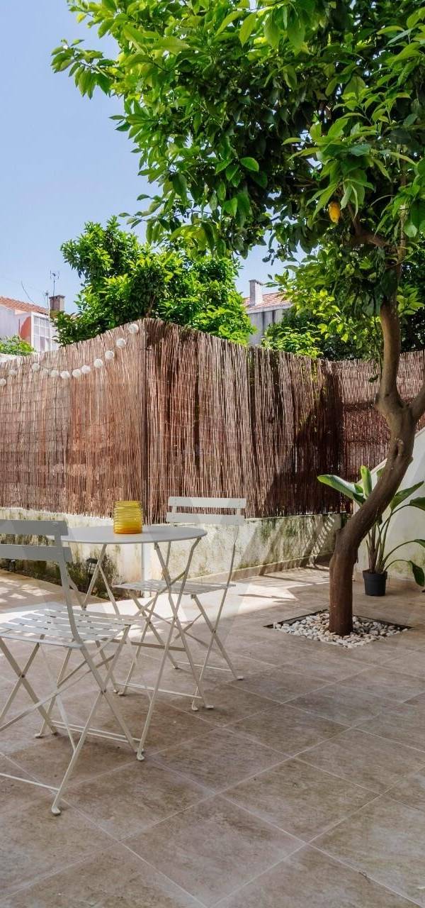 2 Bedroom Home for Sale in Baixa Da Banheira - Setúbal - Portugal