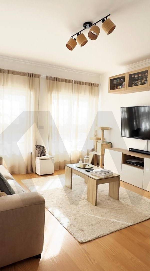 Apartamento T2 à Venda em Belas - Lisboa - Portugal