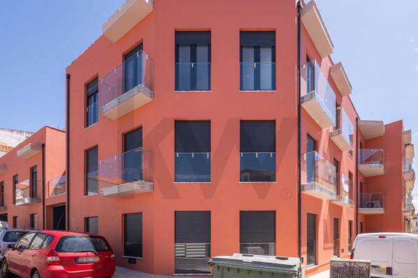 Apartamento de 2 Dormitorios en Venta en Figueira da Foz, Portugal