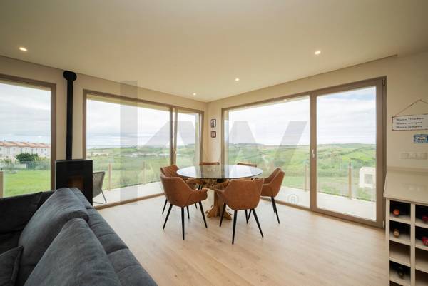 Apartamento T2 à Venda em Lourinhã - Lisboa - Portugal
