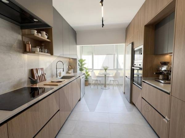 Apartamento T2 à Venda em Parede - Lisboa - Portugal