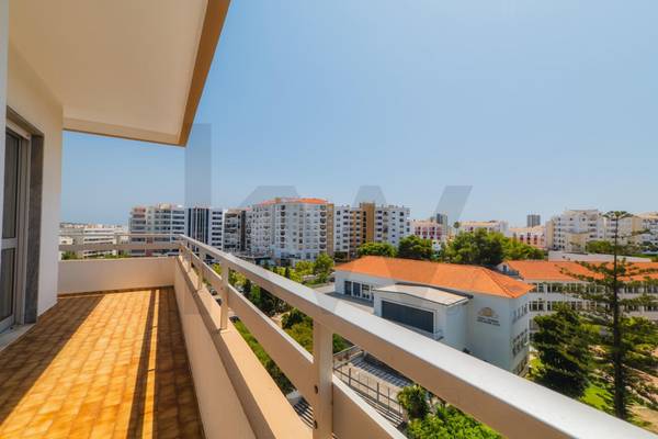 Apartamento T2 à Venda em Portimão - Algarve - Portugal