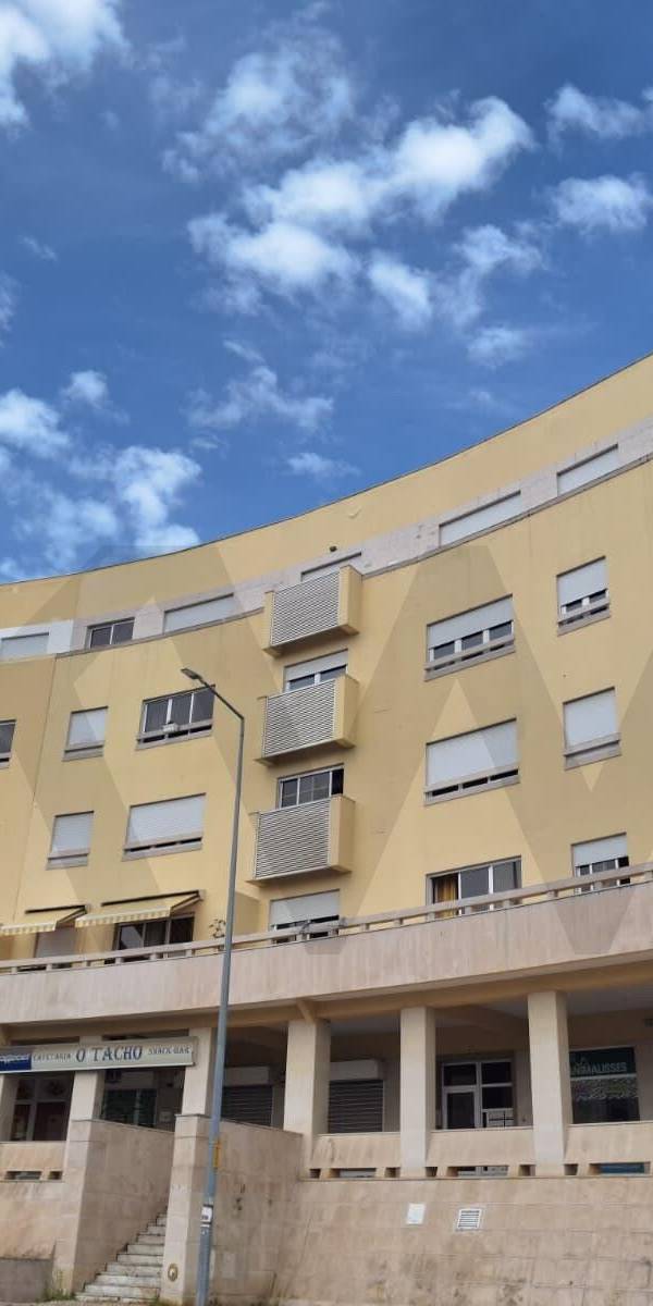 Apartamento T2 à Venda em Santa Iria De Azóia - Lisboa - Portugal