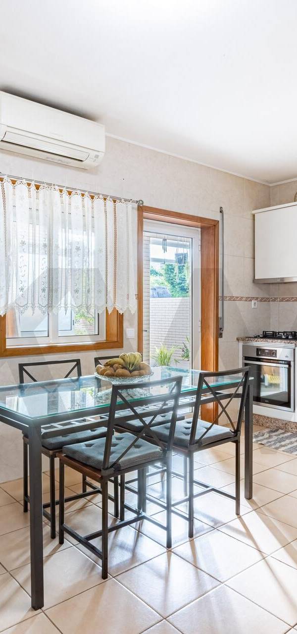 Appartement 2 chambres à Vendre à São João Da Madeira - Aveiro - Portugal