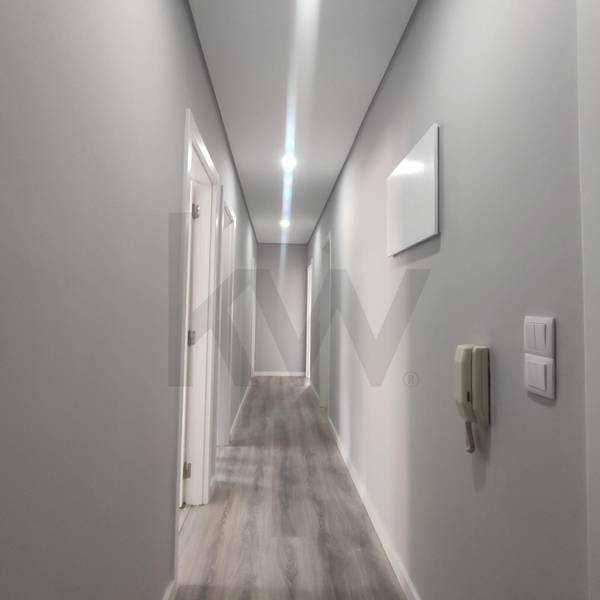 Appartement T2 à Vendre à Seixal, Portugal