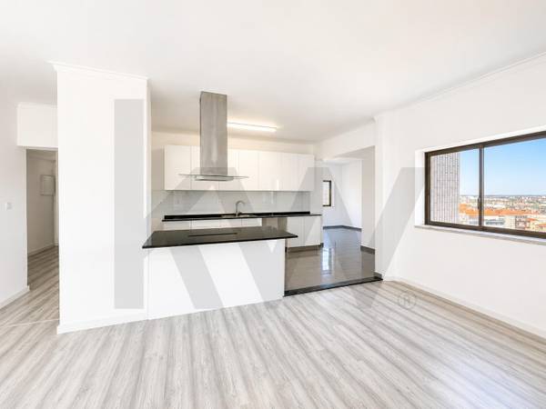 Appartement T2 à Vendre à Seixal, Portugal