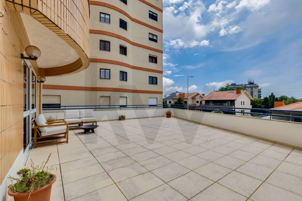 Apartamento T2 à Venda em Vila Nova de Gaia