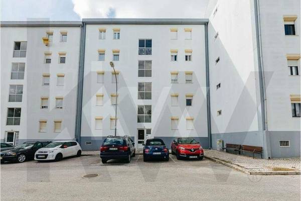 Apartamento T3 à Venda em Agualva-Cacém - Lisboa - Portugal